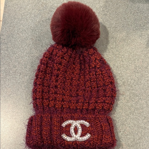 Artisan Burgundy Knit Beanie with Pom Pom main image 7